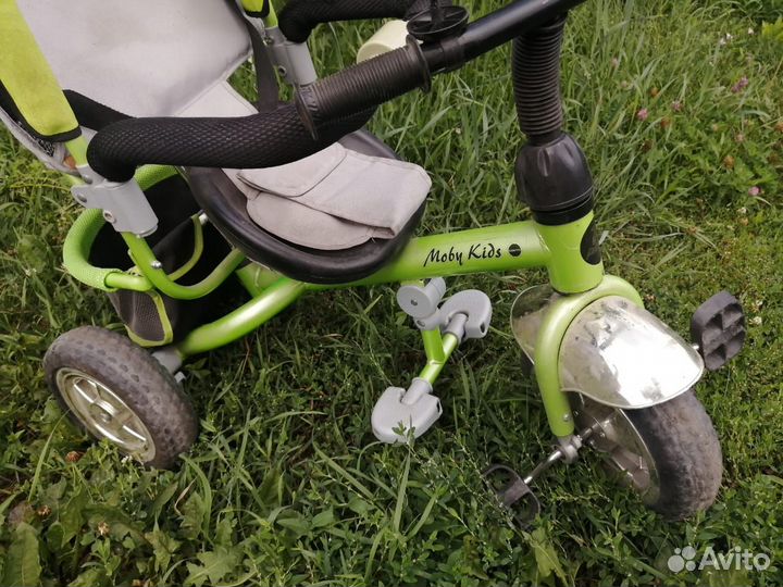 Трехколесный велосипед Moby Kids Cosmo