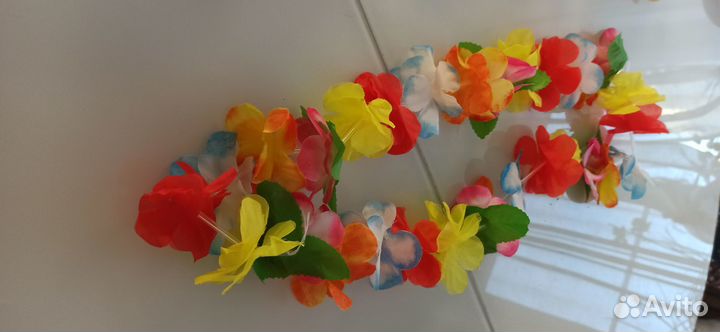 Продаю декоративные цветочные гирлянды