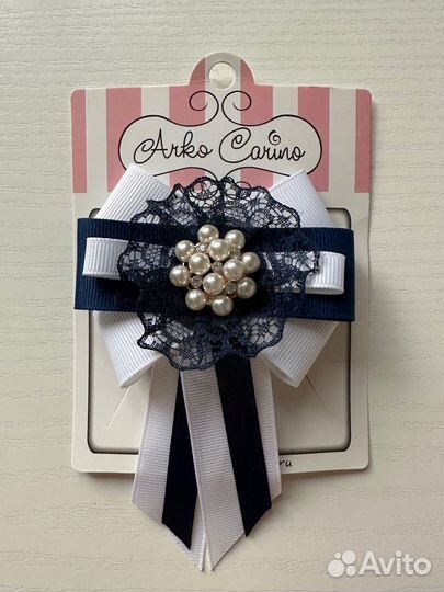 Праздничные заколки и резинки с бантиками