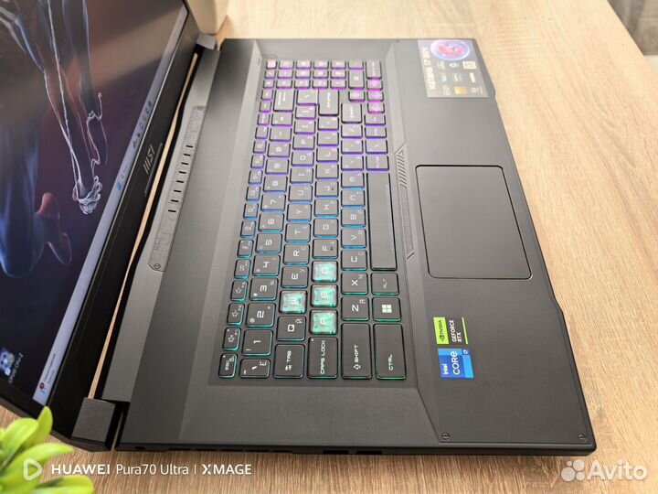 Мощный игровой MSI 17.3, i7, RTX 4050
