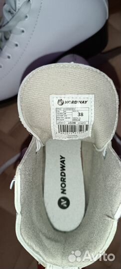 Коньки фигурные 38 размер