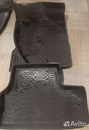 Продаю коврики LADA Granta