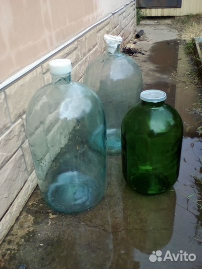 Бутыль стеклянная 20 И 10 литров