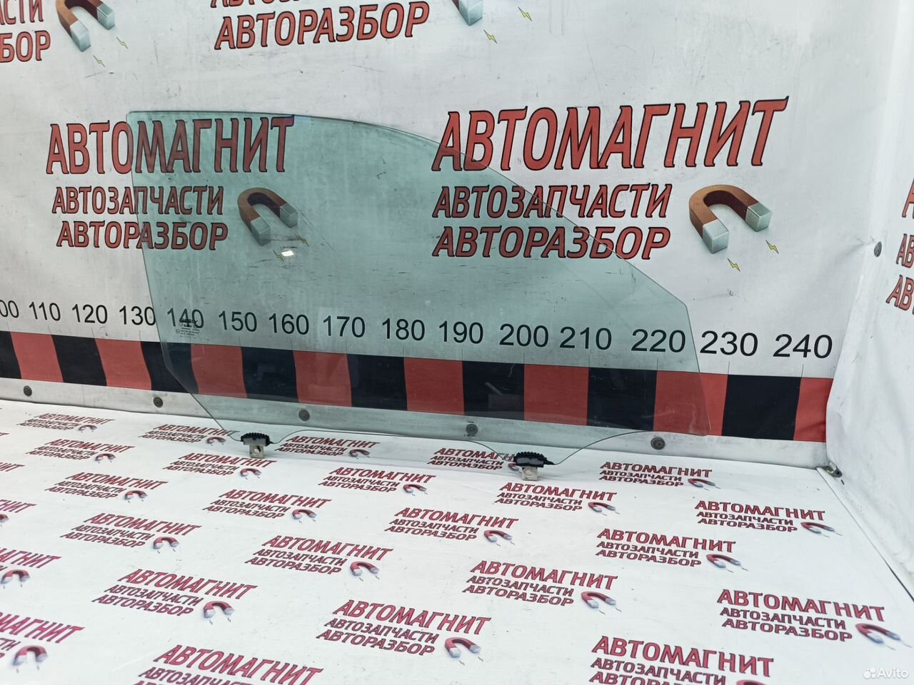 Стекло переднее правое Geely Atlas 16-22г