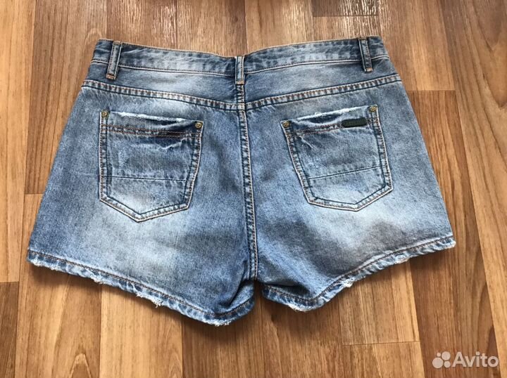 Шорты джинсовые