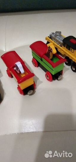 Паровозики брио brio