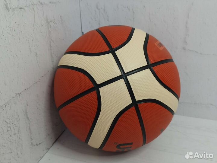 Баскетбольный мяч