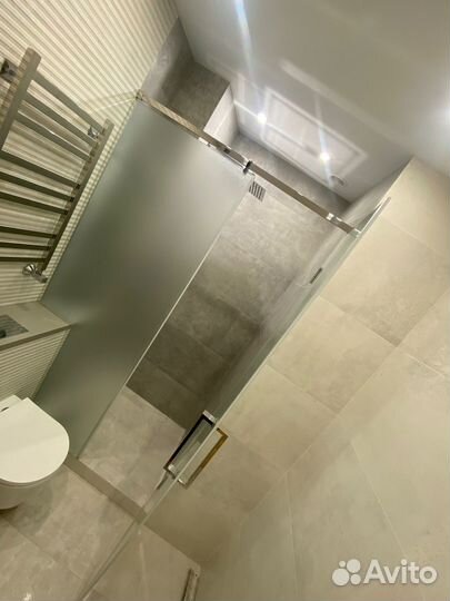 Душевая перегородка из стекла