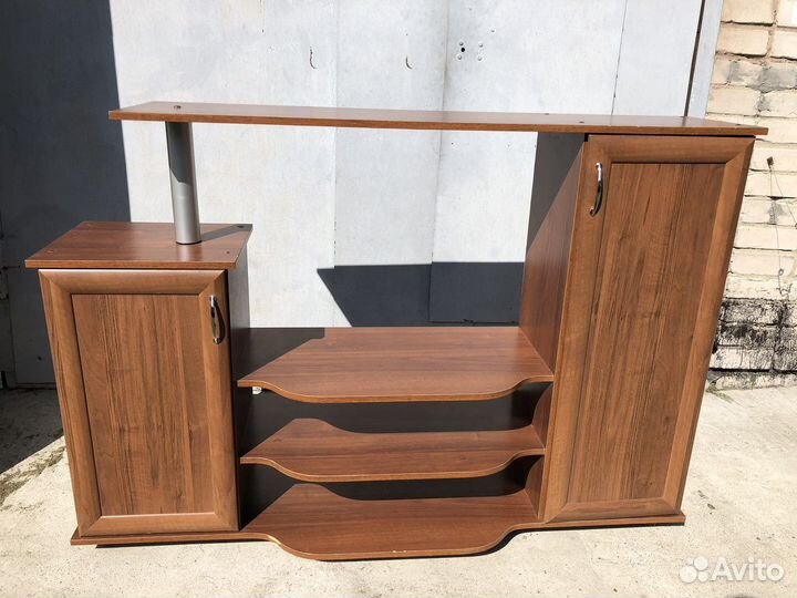 Тумба под телевизор