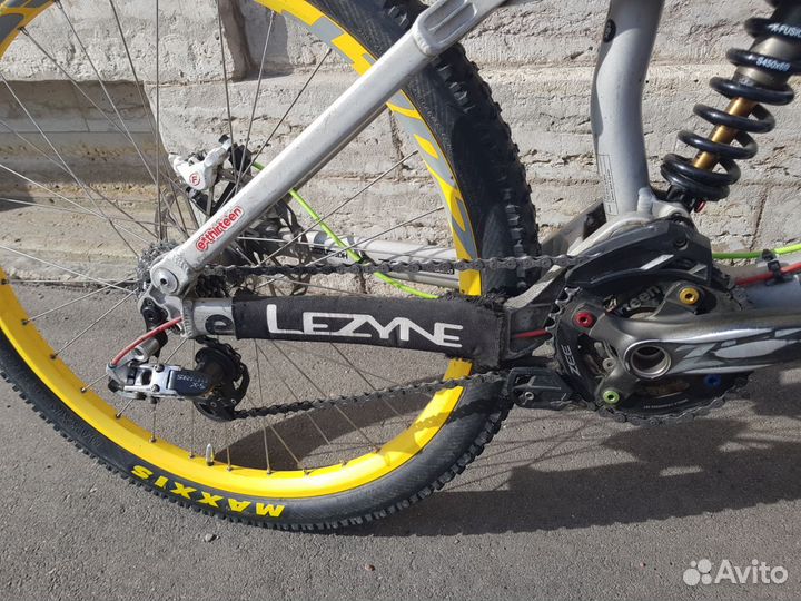 Велосипед двухподвес Kona Entourage