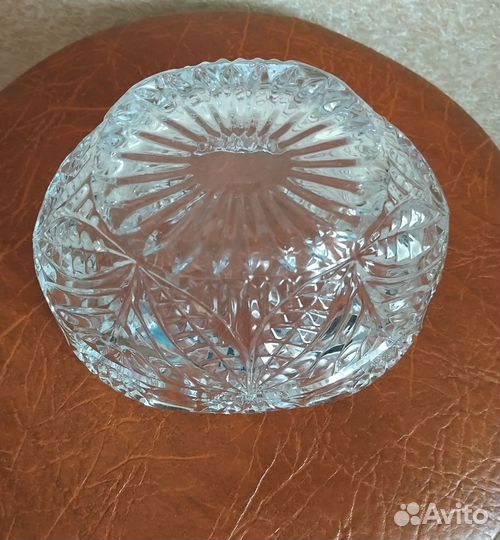 Ваза хрустальная