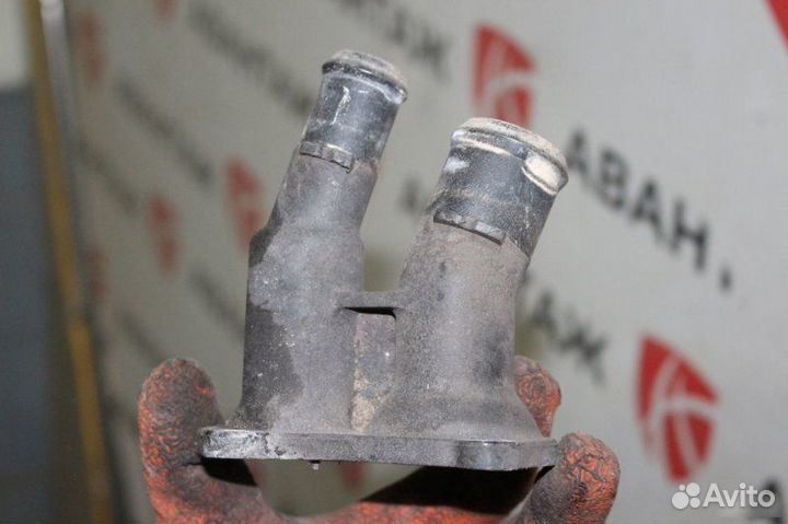 Корпус термостата Ford Fusion 1