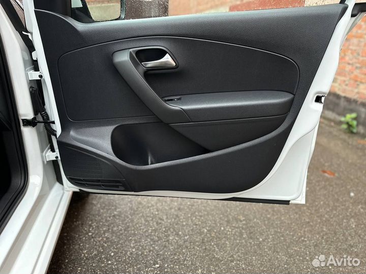 Volkswagen Polo 1.6 AT, 2019, 69 724 км