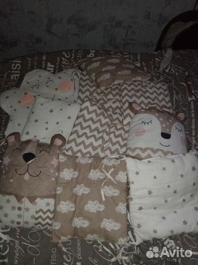 Бортики в кроватку