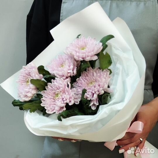 Букет из розовых хризантем 5 шт