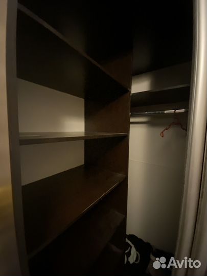 Шкаф угловой