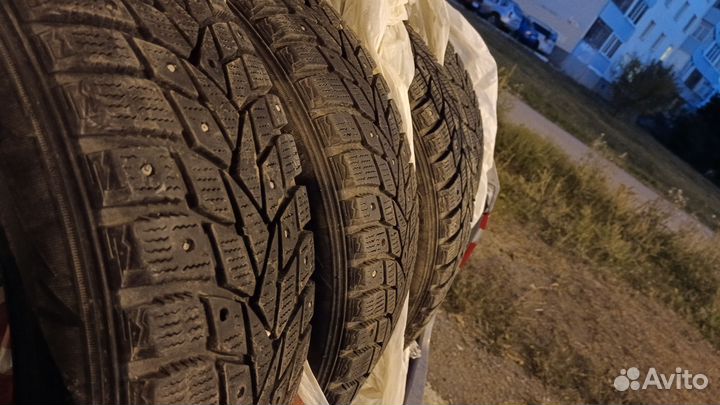 Dunlop Grandtrek AT21 205/50 R17