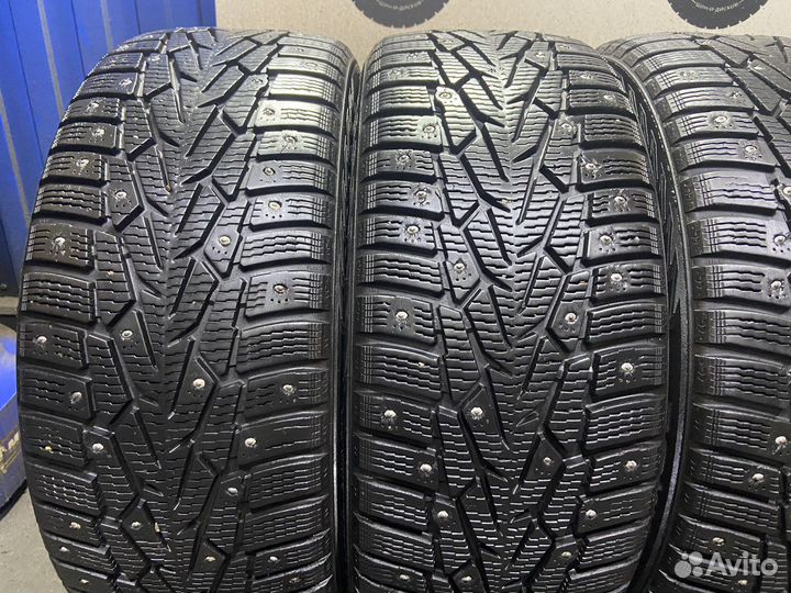 Nokian Tyres Hakkapeliitta 7 215/50 R17 95T