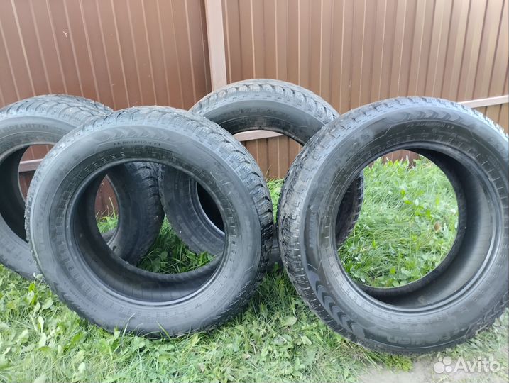 Nokian Tyres Hakkapeliitta 5 235/60 R17 106T