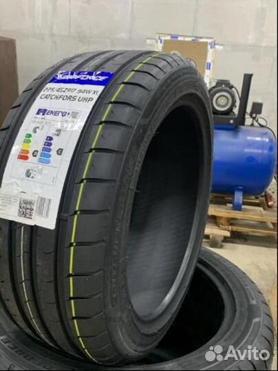 Windforce Catchfors UHP 225/45 R17 94W
