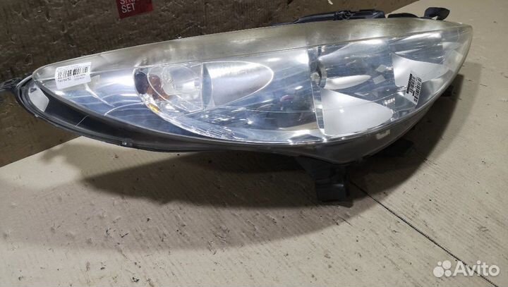 Фары peugeot 207