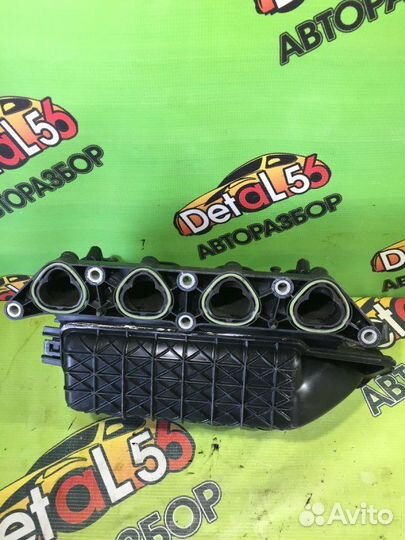 Коллектор впускной Volkswagen Golf Plus