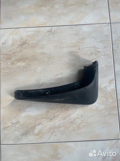 Брызговик задний левый Kia Sorento 3 Prime С 2014