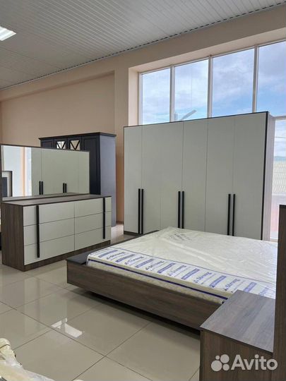 Спальня гарнитур