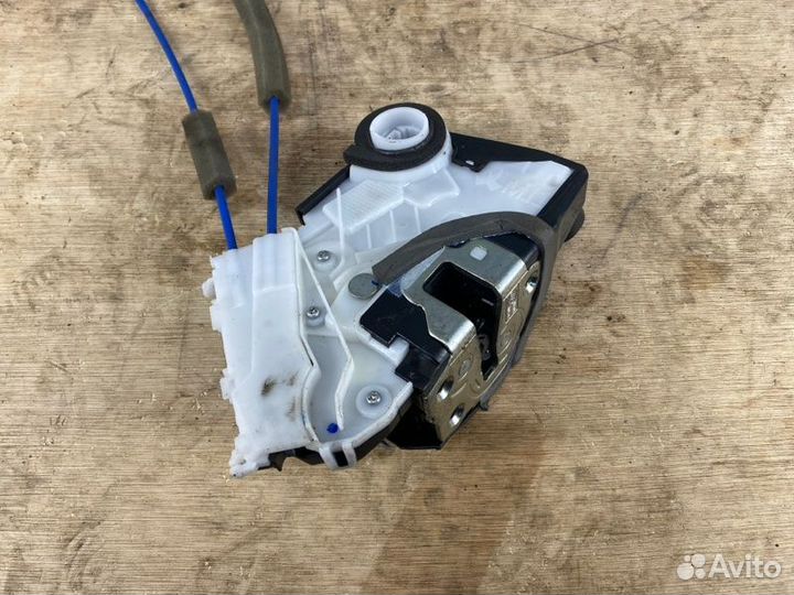 Замок двери передний правый Honda Cr-V 4 RM