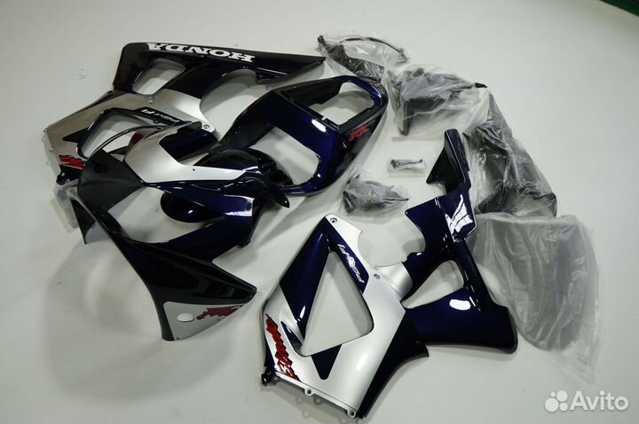 Комплект пластика на Honda CBR 929RR 2000-2001