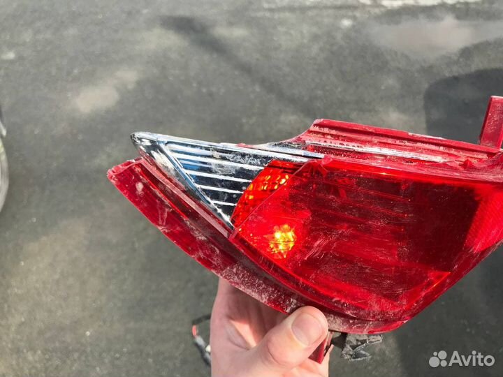 Левая противотуамнная фара в задний бампер Solaris