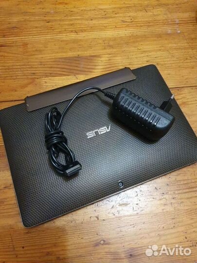 Планшет Asus TF101G