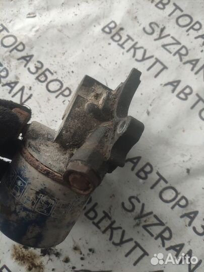 Крепления масляного фильтра Mitsubishi Galant 2.4