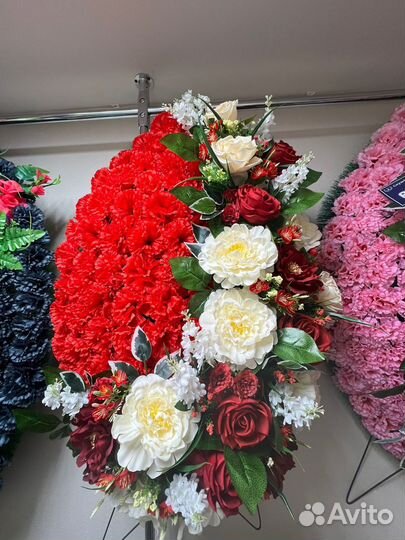 Ритуальные венки от производителя в Новосибирске
