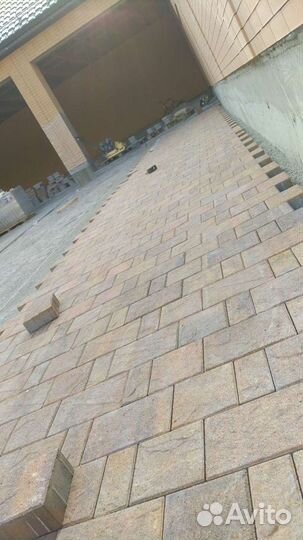 Укладка брусчатки