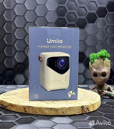 Проектор Umiio Q1 на Android
