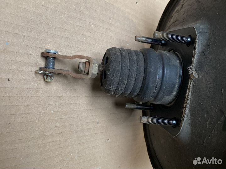 Nissan primera р12 вакуумный насос тормозов