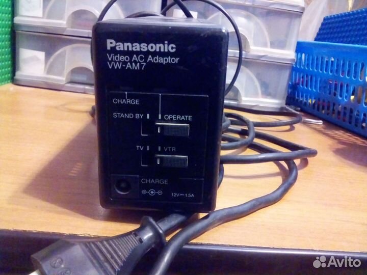 Блок питания от видеокамеры panasonic 12v 1.5A