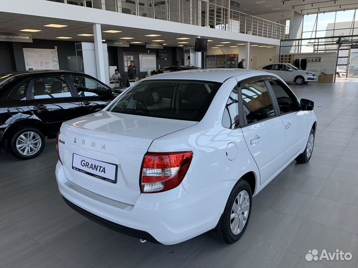 LADA Granta 1.6 МТ, 2023