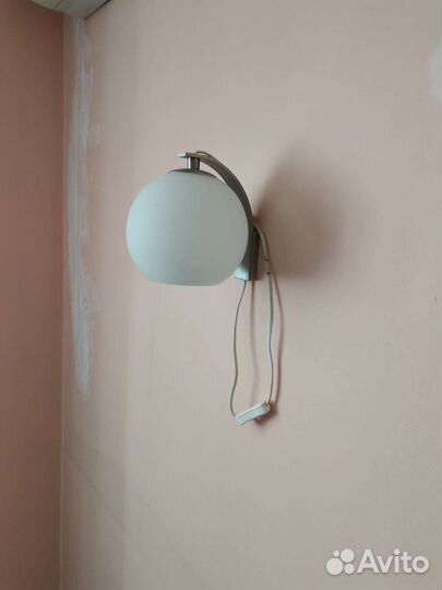 Настенный светильник бра