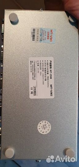 Разветвители на 8 VGA разъёмов