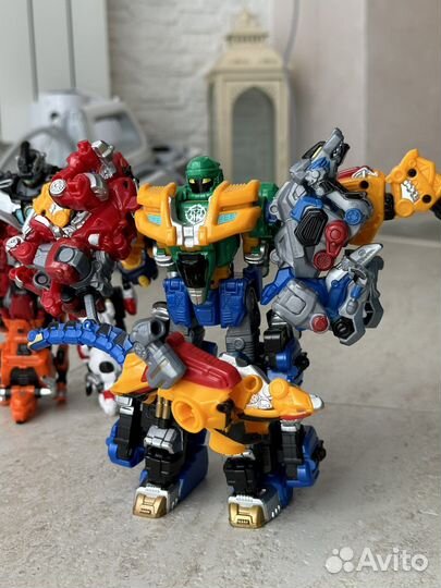 Робот транформер мини (ориганал)