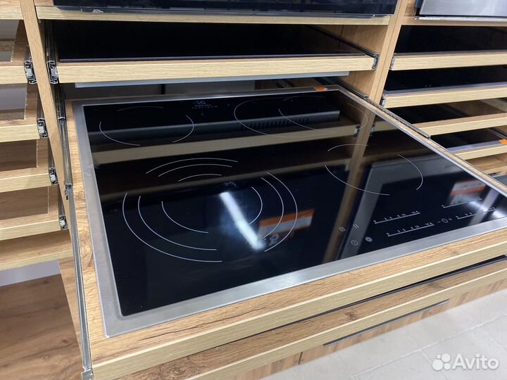 Новая варочная панель Electrolux/ Гарантия