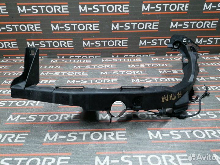 Кронштейн фары передний левый Bmw 3-Series E90