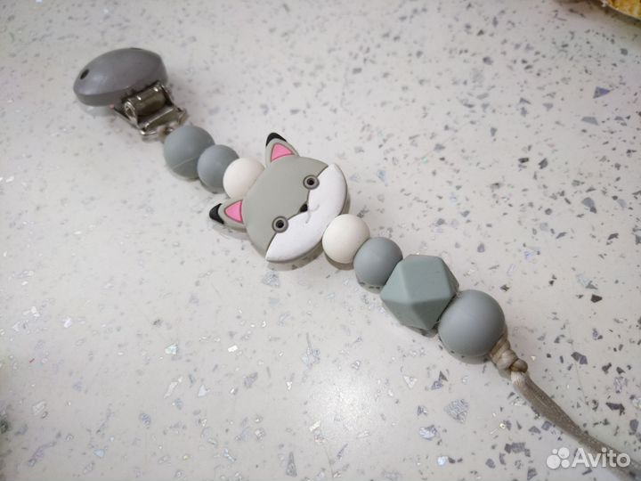 Соски пустышки, держатель для соски, контейнер