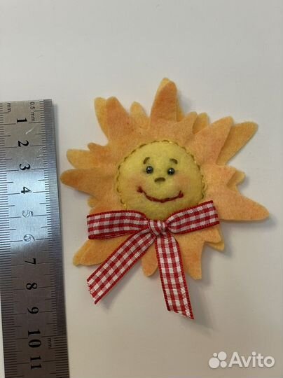 Поделки сувениры брошь магнит Солнышко