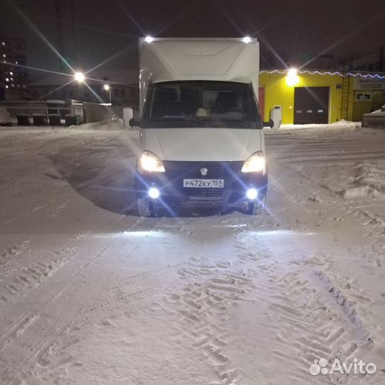 Водитель на своей газели