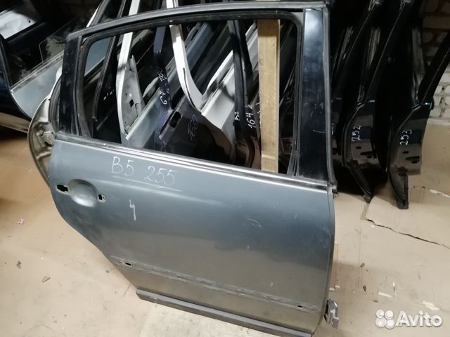 Дверь задняя правая Volkswagen Passat B5