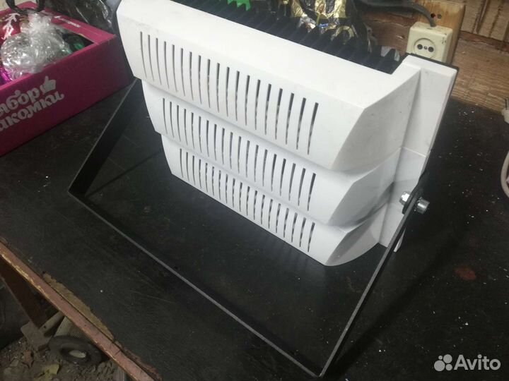 Светодиодный светильник