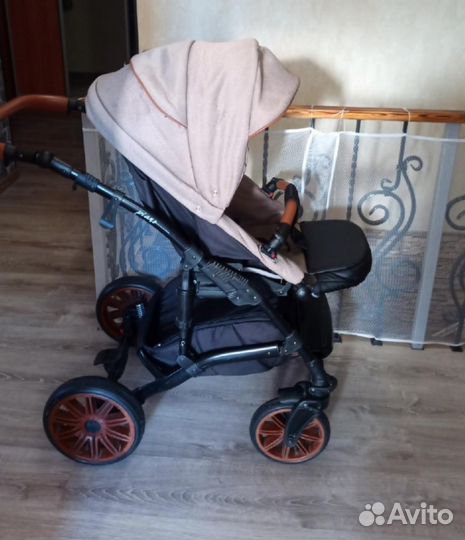 Детская коляска